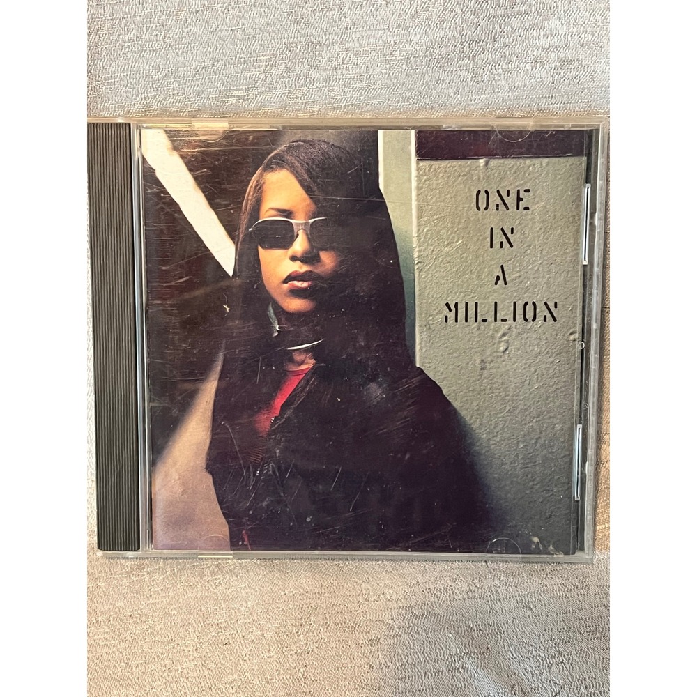 Aaliyah One In A Million CD 1996 R&B Soul Album 92715-2 Blackground Atlantic